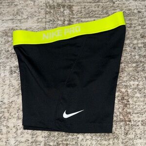 Nike Women's Pro 3" Training Shorts (M)